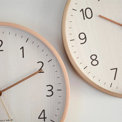 Horloge Murale Moderne  Bois Épuré