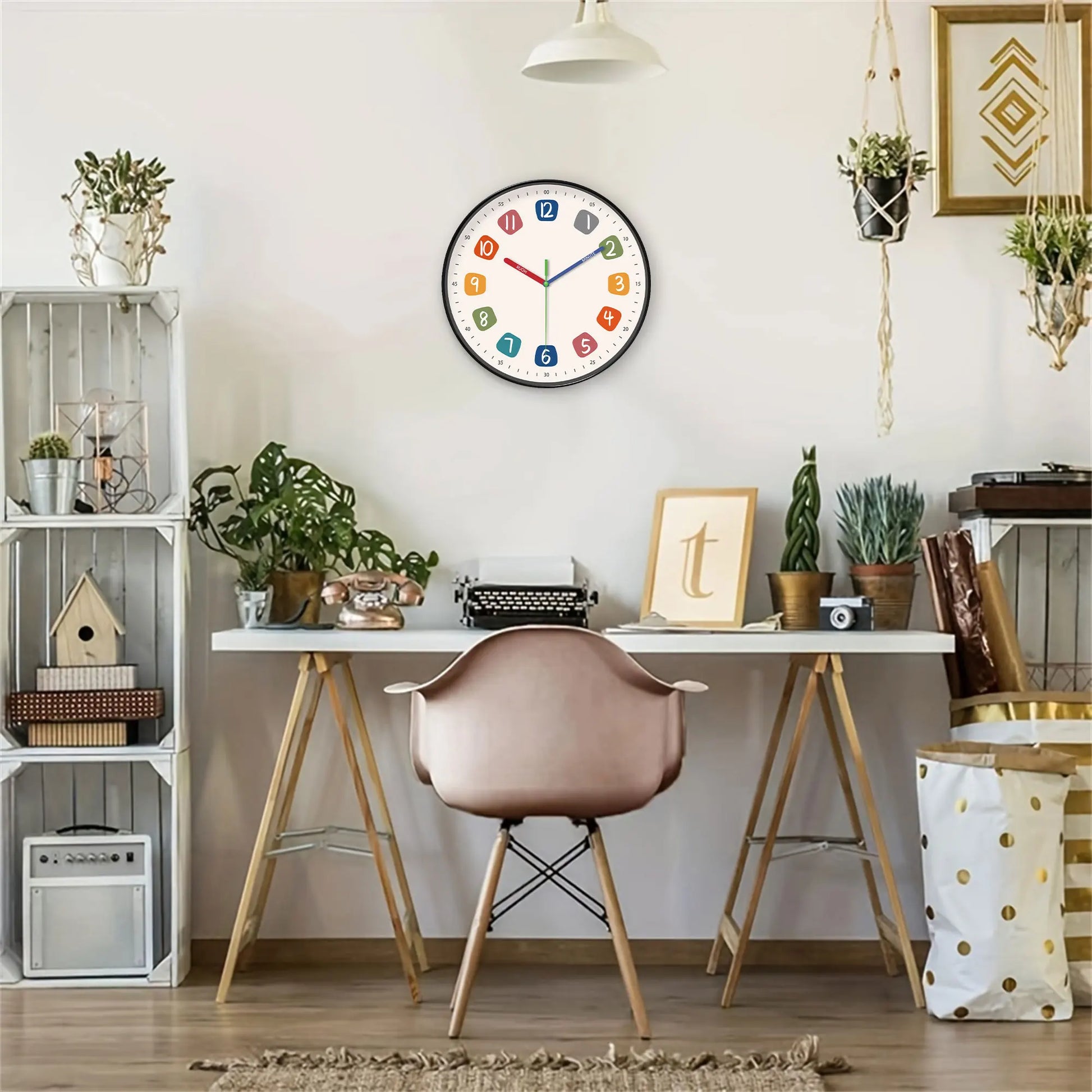 Horloge Enfant  Cadran et Aiguilles Colorés Moderne
