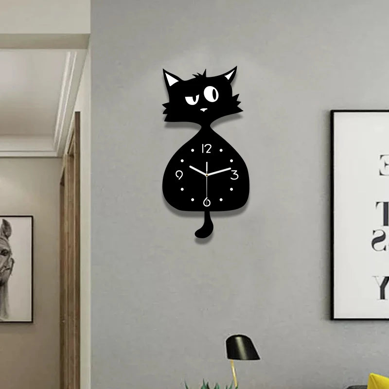 Horloge Chat Silencieuse avec Queue Mobile et Design Amusant