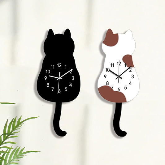 Horloge Chat Design Silencieuse avec Balancier Noir et Blanc 
