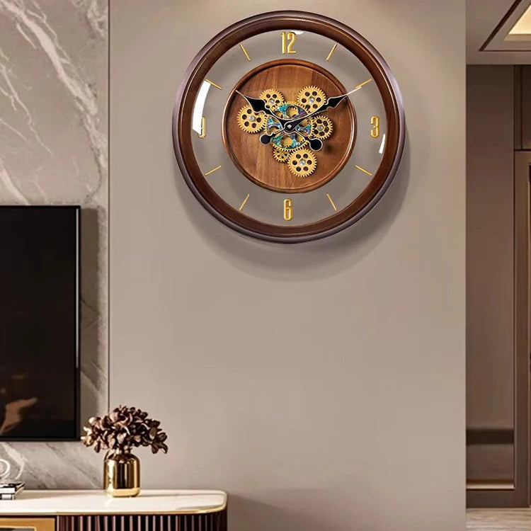 Horloge murale en bois de luxe avec engrenages détail du mécanisme