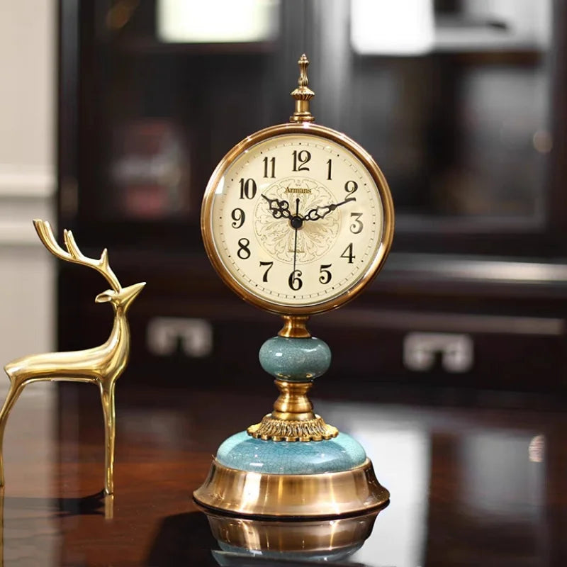 Horloge de Bureau  Style Vintage Métal Doré