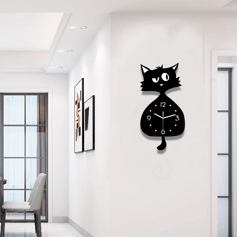 Horloge Chat Silencieuse avec Queue Mobile et Design Amusant