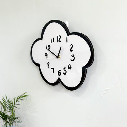 Horloge Murale SilencieuseDesign Nuage Enfant Moderne