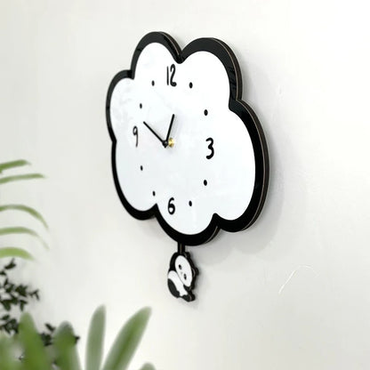 Horloge Murale Originale  Panda Créatif à Balancier Cartoon