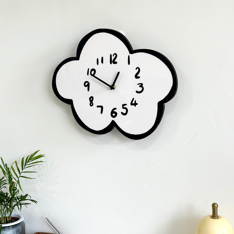 Horloge Murale SilencieuseDesign Nuage Enfant Moderne