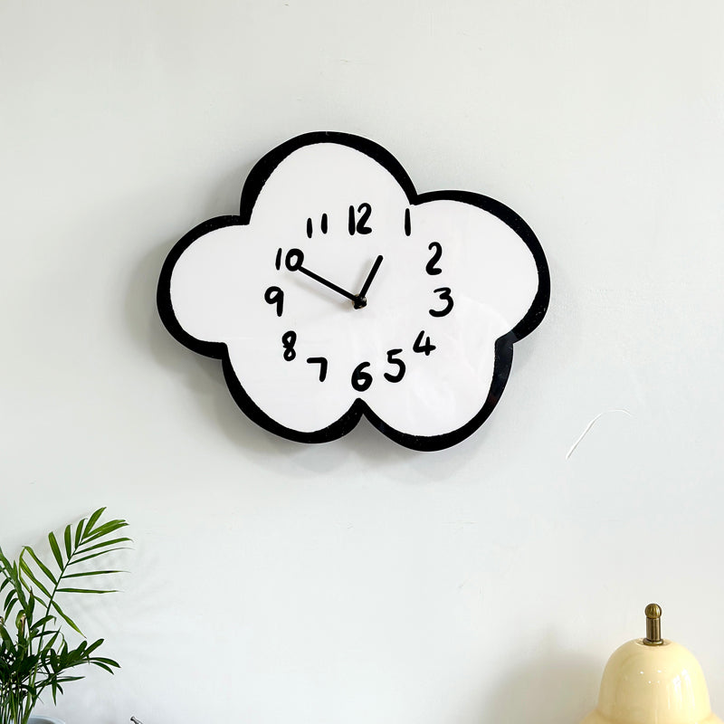 Horloge Murale SilencieuseDesign Nuage Enfant Moderne