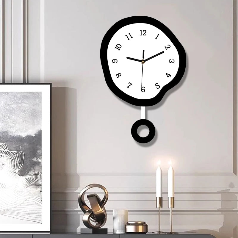 Horloge pendule design creatif abstrait - detail pendule design abstrait