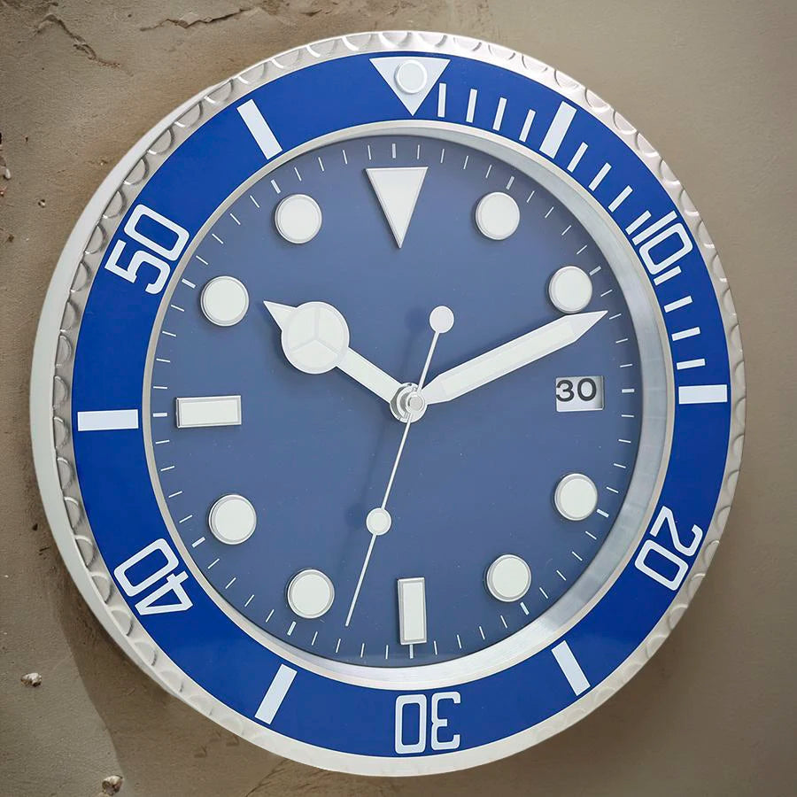 Horloge Murale Métal  Design Fluorescent 33cm Sans Piles