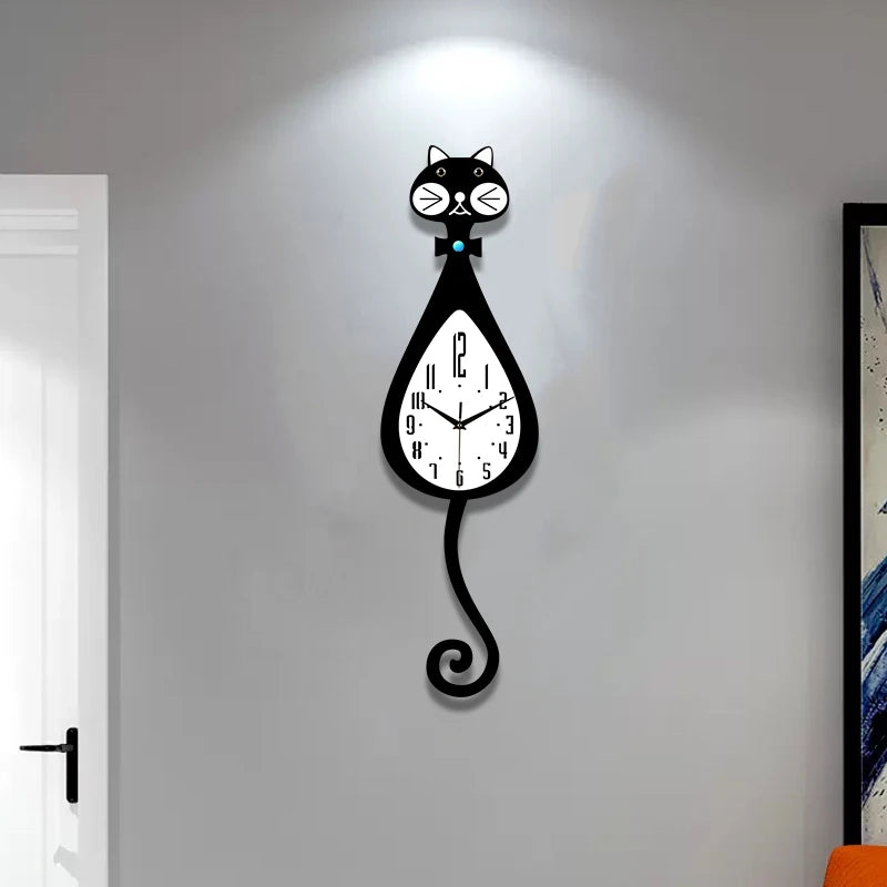 Horloge Chat  Queue Animée Silencieuse Design Intéressant