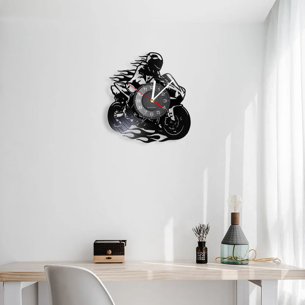 Horloge Murale IndustrielleVinyle Design Moto Extrême Freestyle