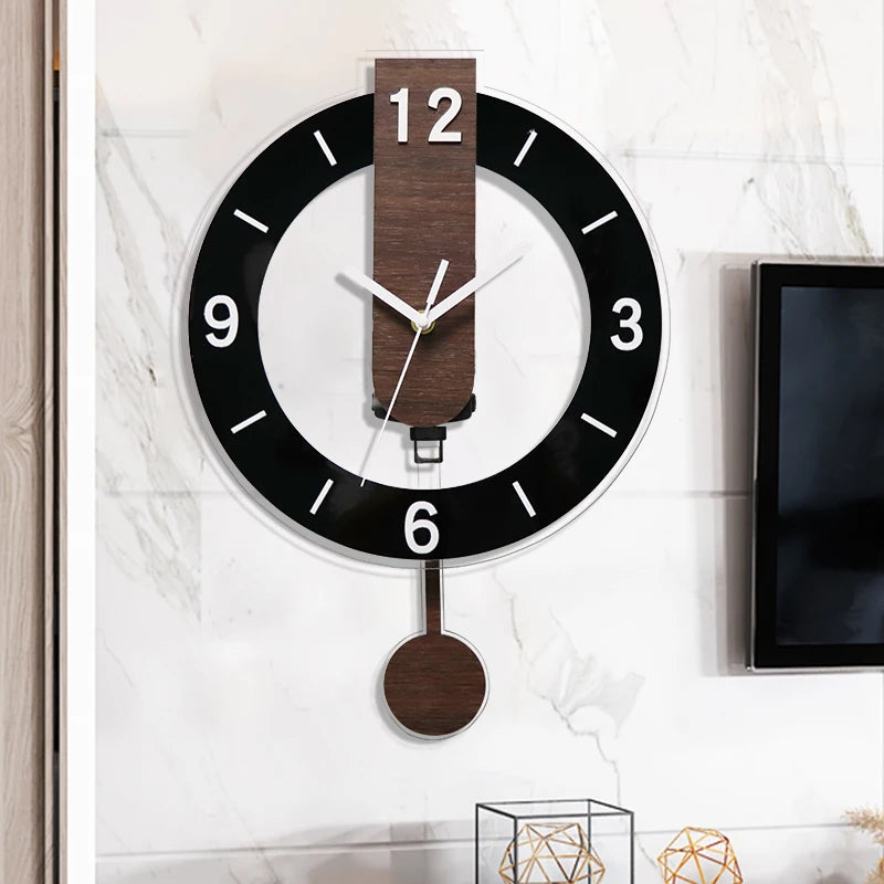 Horloge Pendule Ancienne à Balancier  Style Européen Rétro