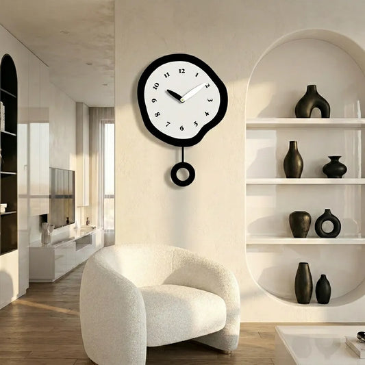 Horloge murale design japonais blanc - photo principale avec pendule